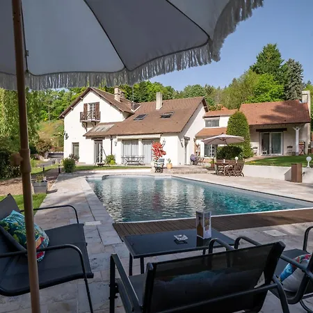 Nocleg ze śniadaniem Emeraude Premilhat