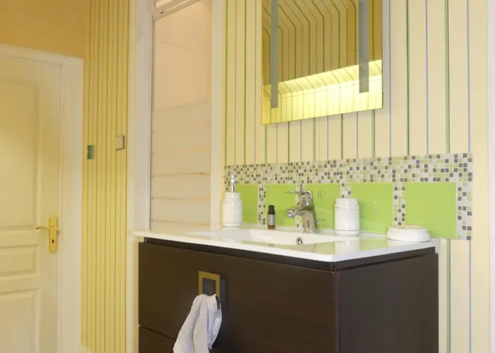 Nocleg ze śniadaniem Emeraude