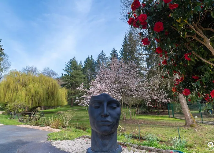 Nocleg ze śniadaniem Emeraude 3*